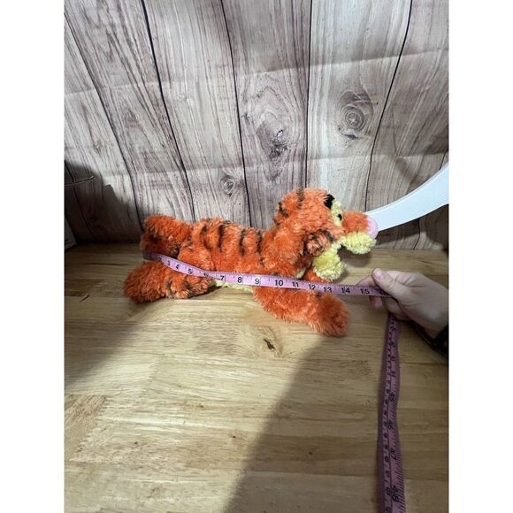 Disney Store Plush Laying Tigger Winnie the Pooh Curly Tail Soft Stuffed Toy 15" - Picture 10 of 10